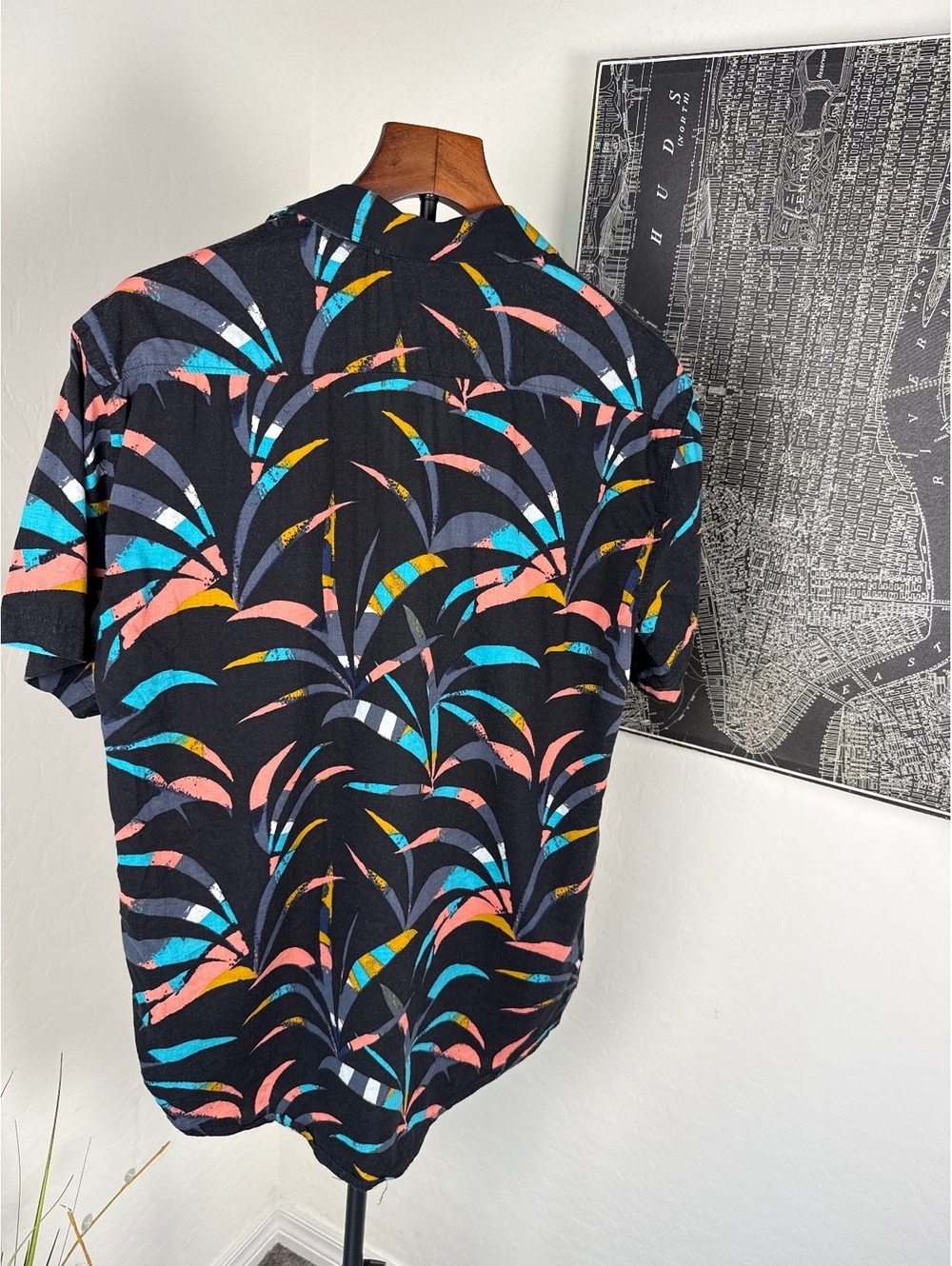 Billabong Mens Black Multicolor Abstract Print Short Sleeve Button Up Surf Shirt - Picture 3 of 8
